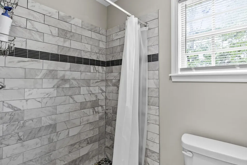 546 Reed Lane Lexington KY 40503