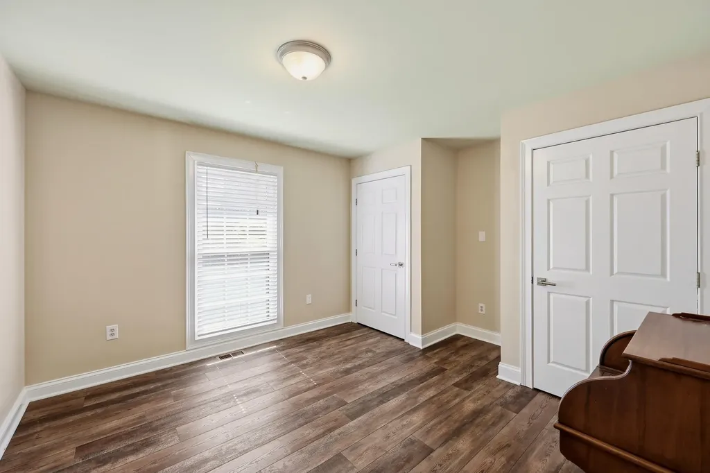2117 Mangrove Drive Lexington KY 40513