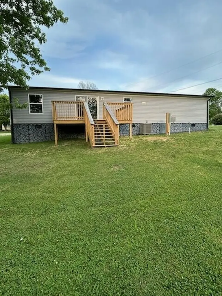 259 Forest Drive Sharpsburg KY 40374