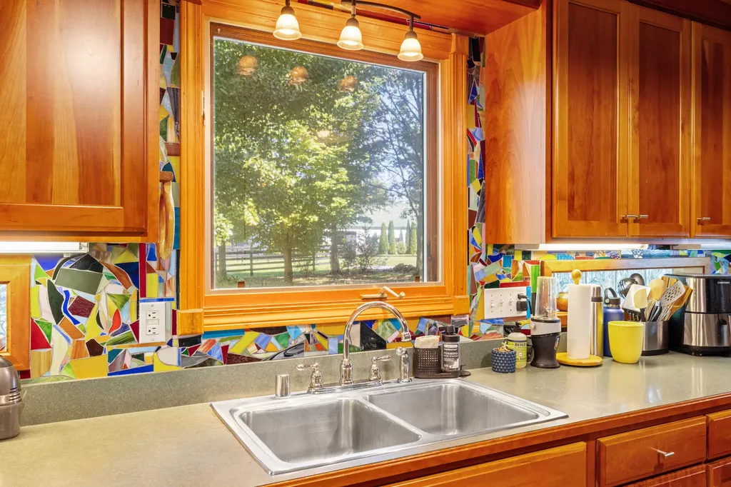 4781 Mount Horeb Pike Lexington KY 40511