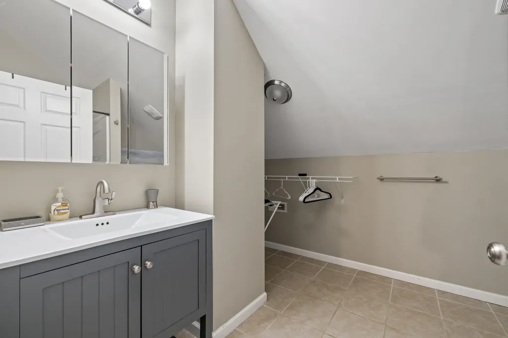 4781 Mount Horeb Pike Lexington KY 40511
