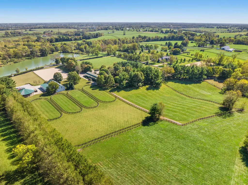 4781 Mount Horeb Pike Lexington KY 40511
