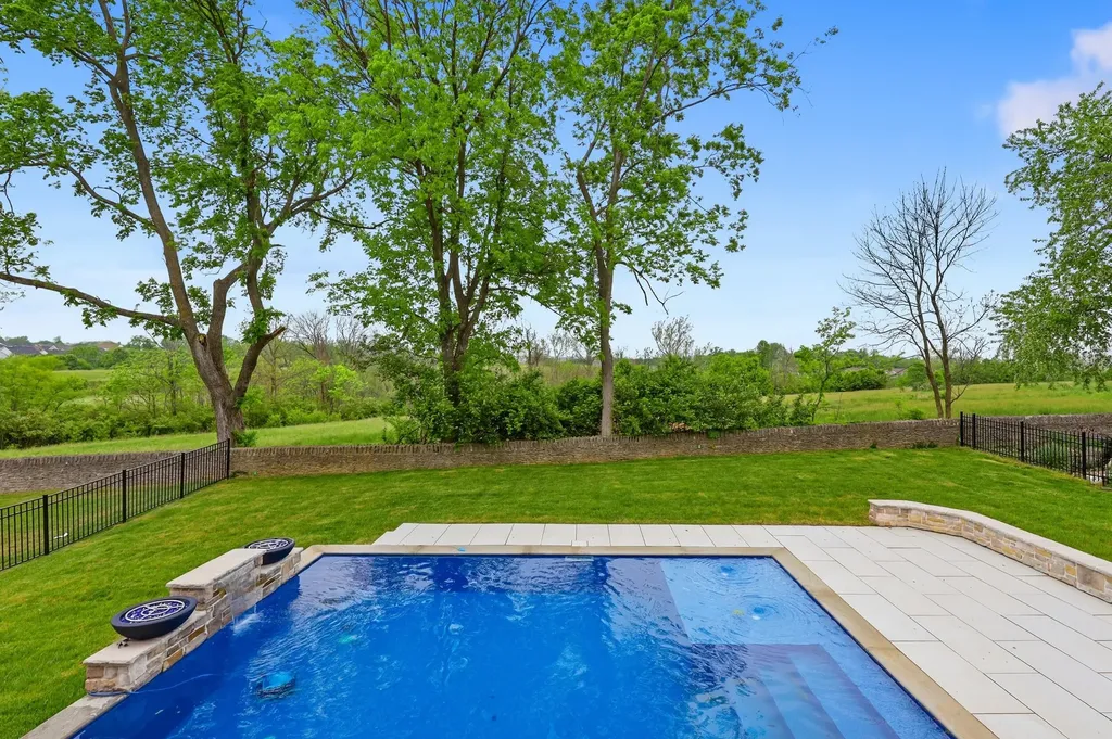 2353 Cosimo Way Lexington KY 40509