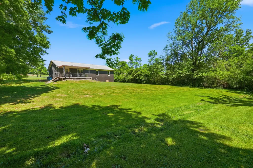 1123 Wells Lane Lawrenceburg KY 40342