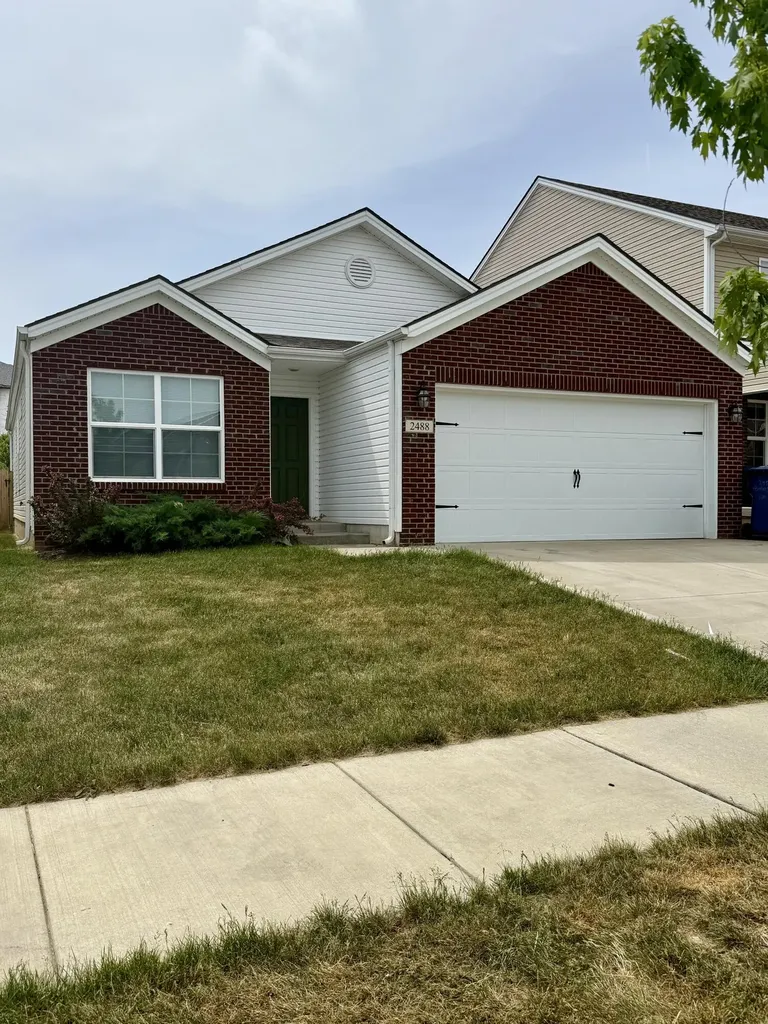 2488 Feathersound Way Lexington KY 40511