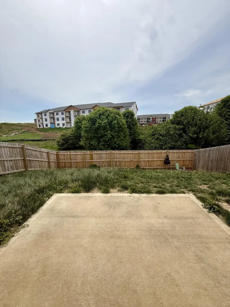 2488 Feathersound Way Lexington KY 40511