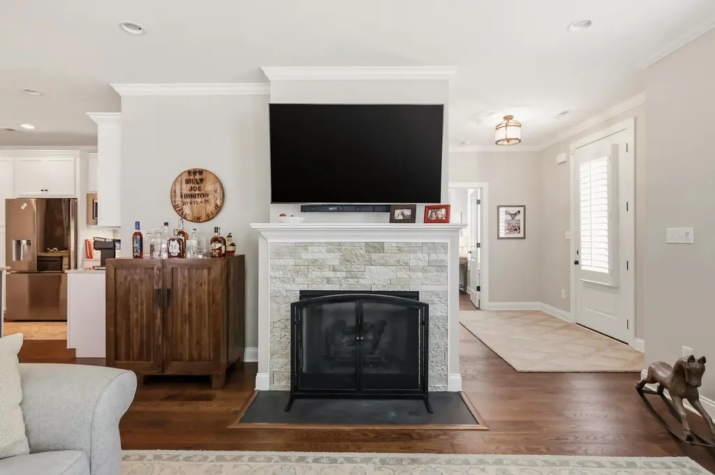 2153 Patchen Lake Lane Lexington KY 40505