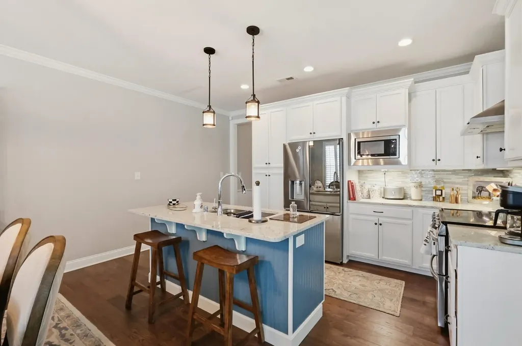 2153 Patchen Lake Lane Lexington KY 40505