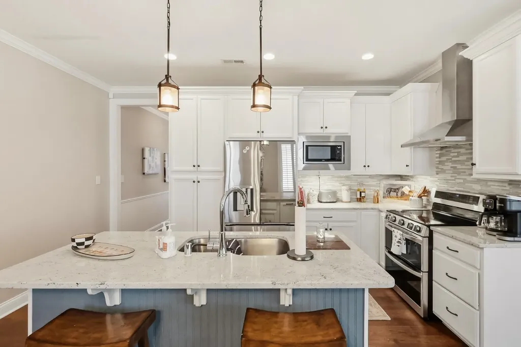 2153 Patchen Lake Lane Lexington KY 40505