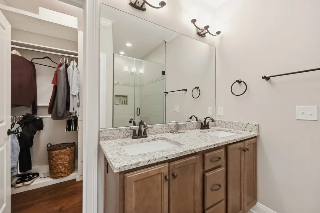 2153 Patchen Lake Lane Lexington KY 40505