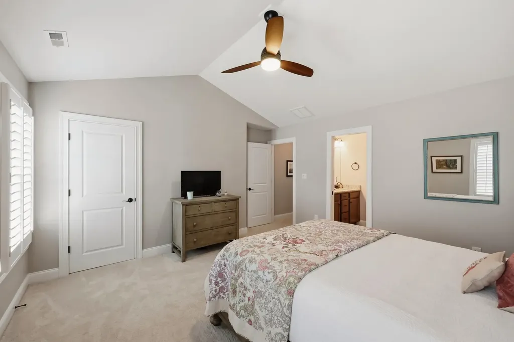 2153 Patchen Lake Lane Lexington KY 40505