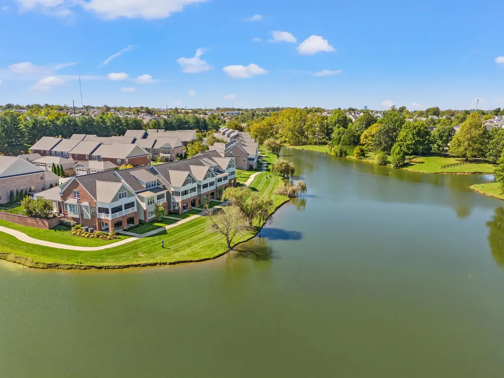 2153 Patchen Lake Lane Lexington KY 40505
