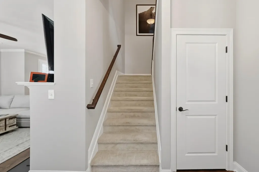 2153 Patchen Lake Lane Lexington KY 40505