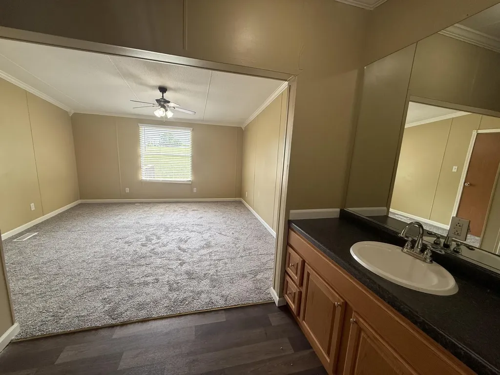 254 Sunny Brook Circle London KY 40744