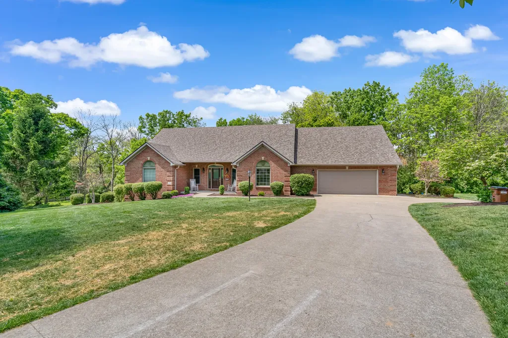 154 Brookview Drive Richmond KY 40475