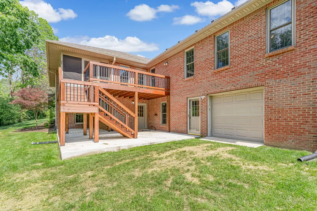 154 Brookview Drive Richmond KY 40475
