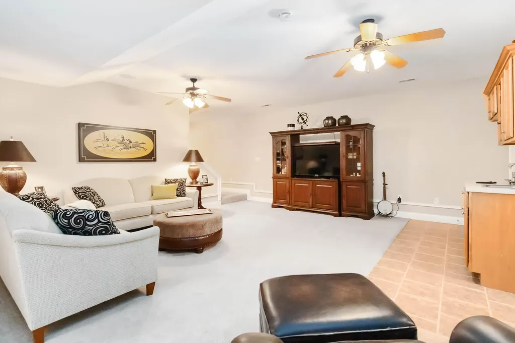 147 Kolsons Landing Drive Somerset KY 42503