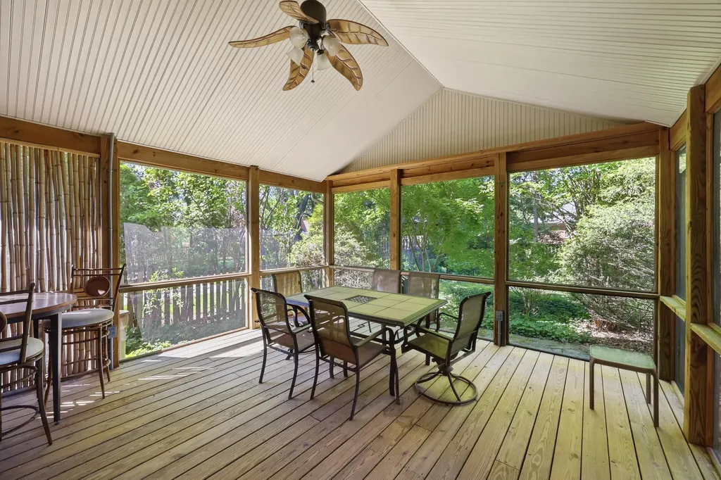 2189 Sallee Drive Lexington KY 40513