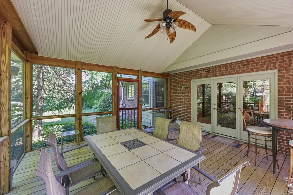 2189 Sallee Drive Lexington KY 40513