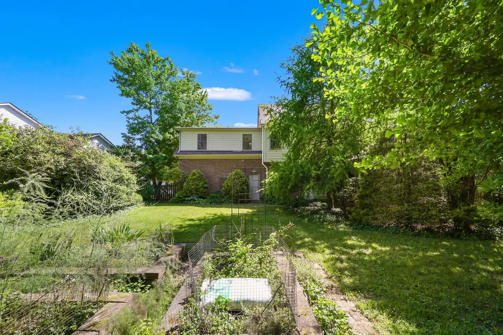 2189 Sallee Drive Lexington KY 40513