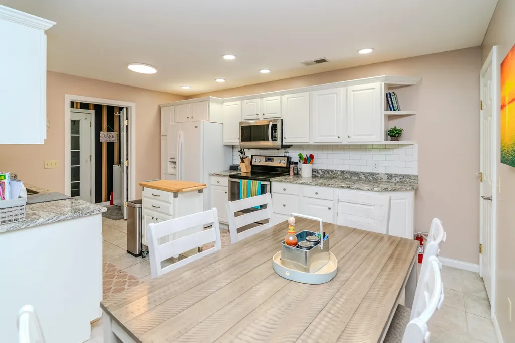 143 Dylan Drive Jamestown KY 42629