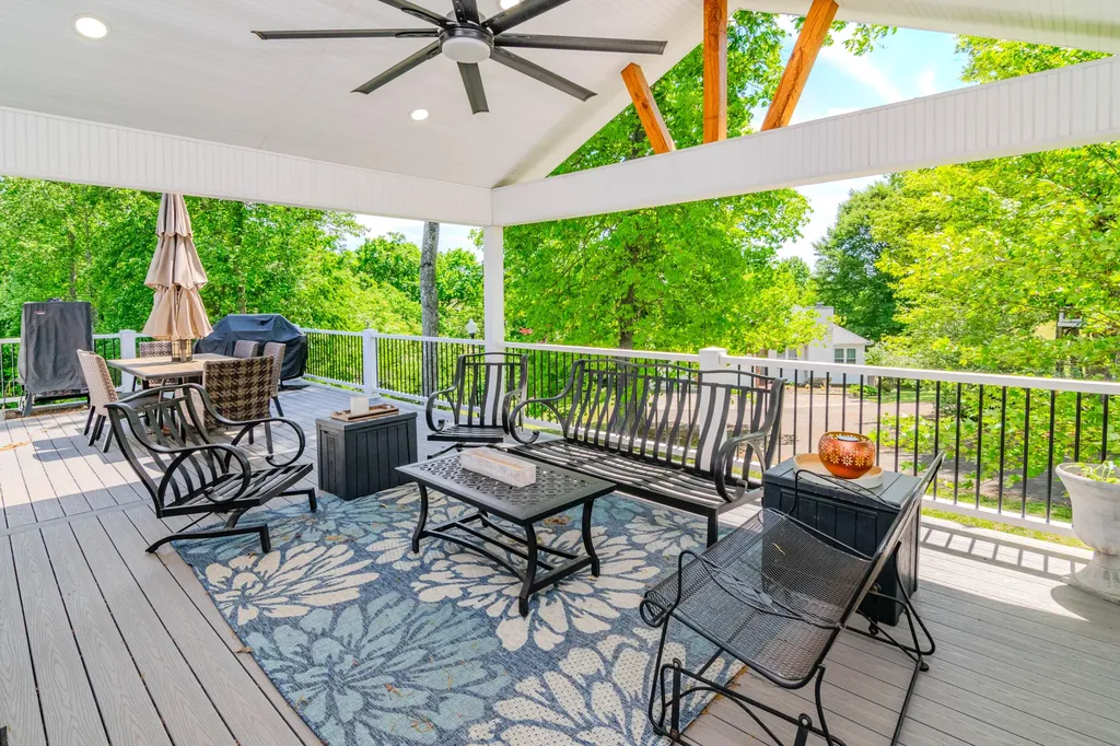 143 Dylan Drive Jamestown KY 42629