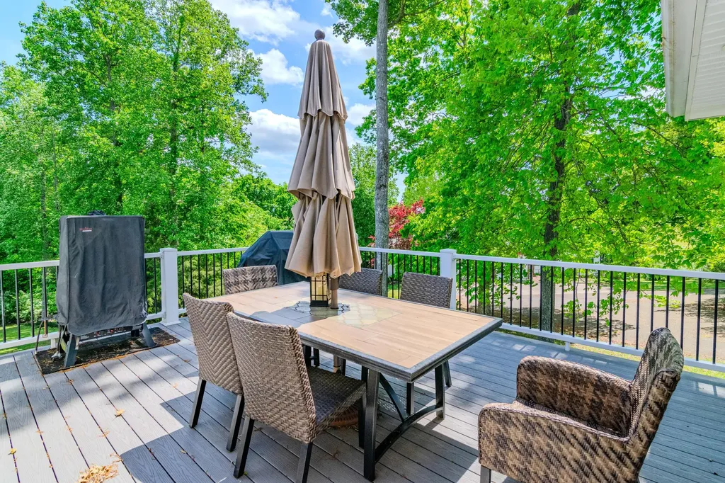 143 Dylan Drive Jamestown KY 42629