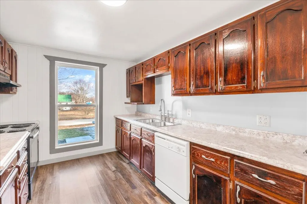 11 Mjb Drive London KY 40744