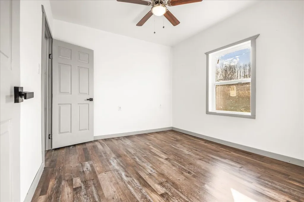 11 Mjb Drive London KY 40744
