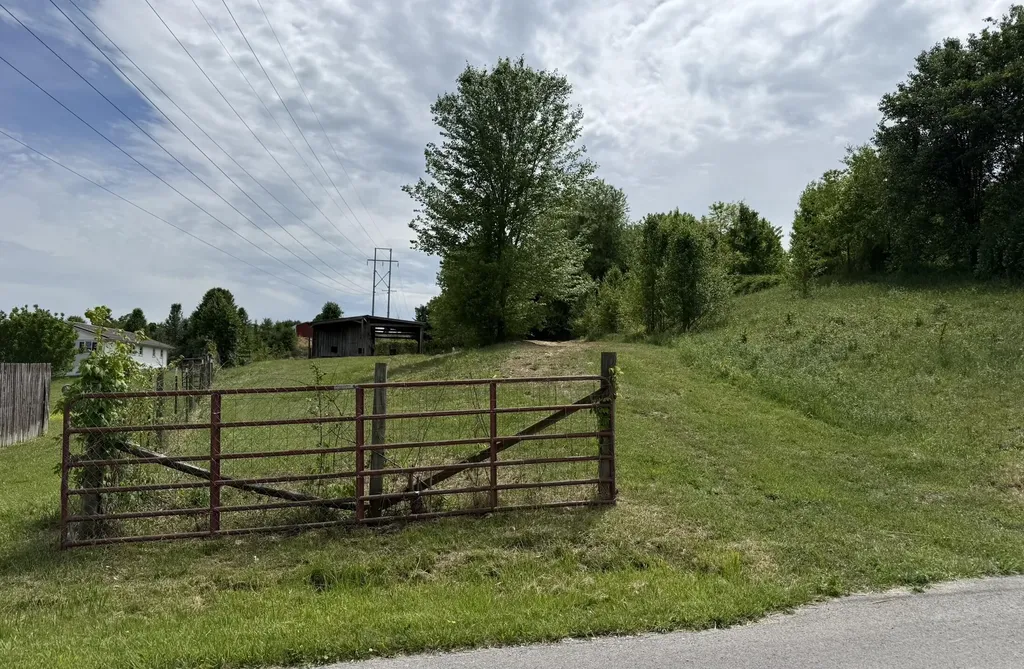 11 Mjb Drive London KY 40744