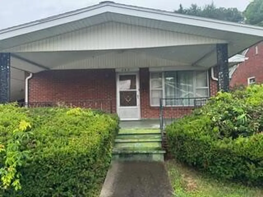 403 E Mound Street Harlan KY 40831
