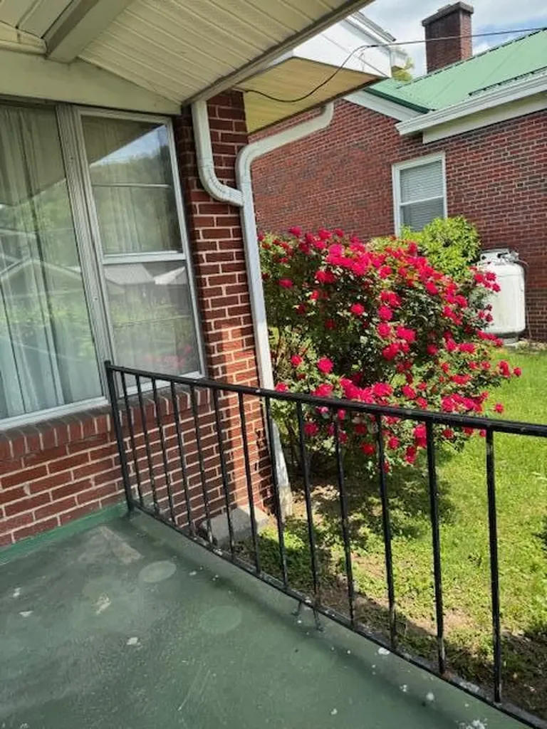 403 E Mound Street Harlan KY 40831