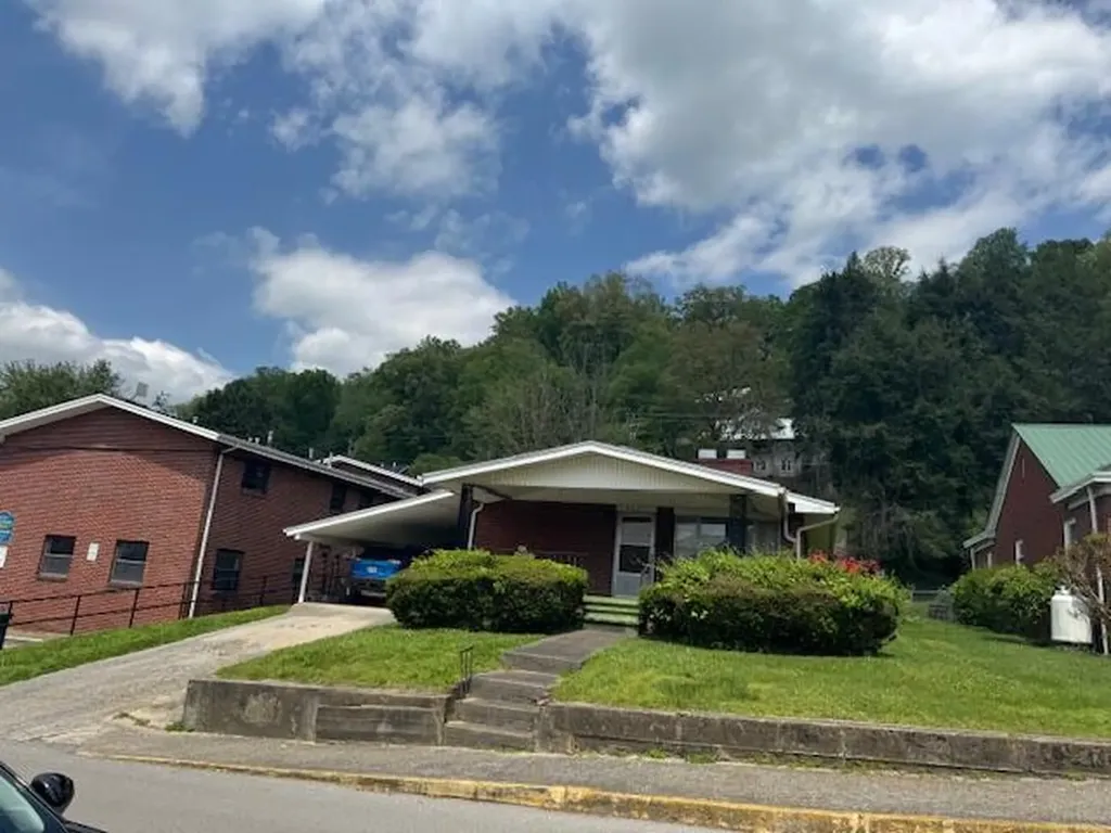 403 E Mound Street Harlan KY 40831