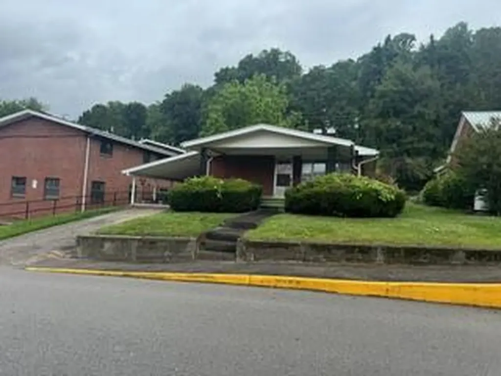 403 E Mound Street Harlan KY 40831