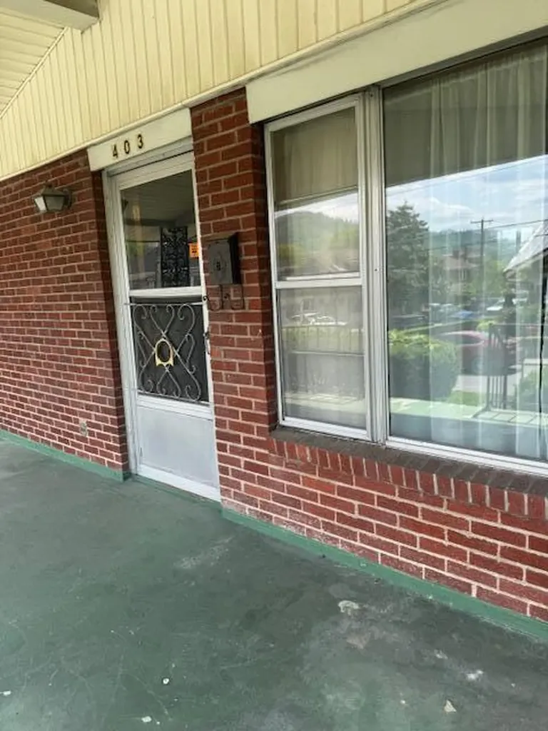 403 E Mound Street Harlan KY 40831