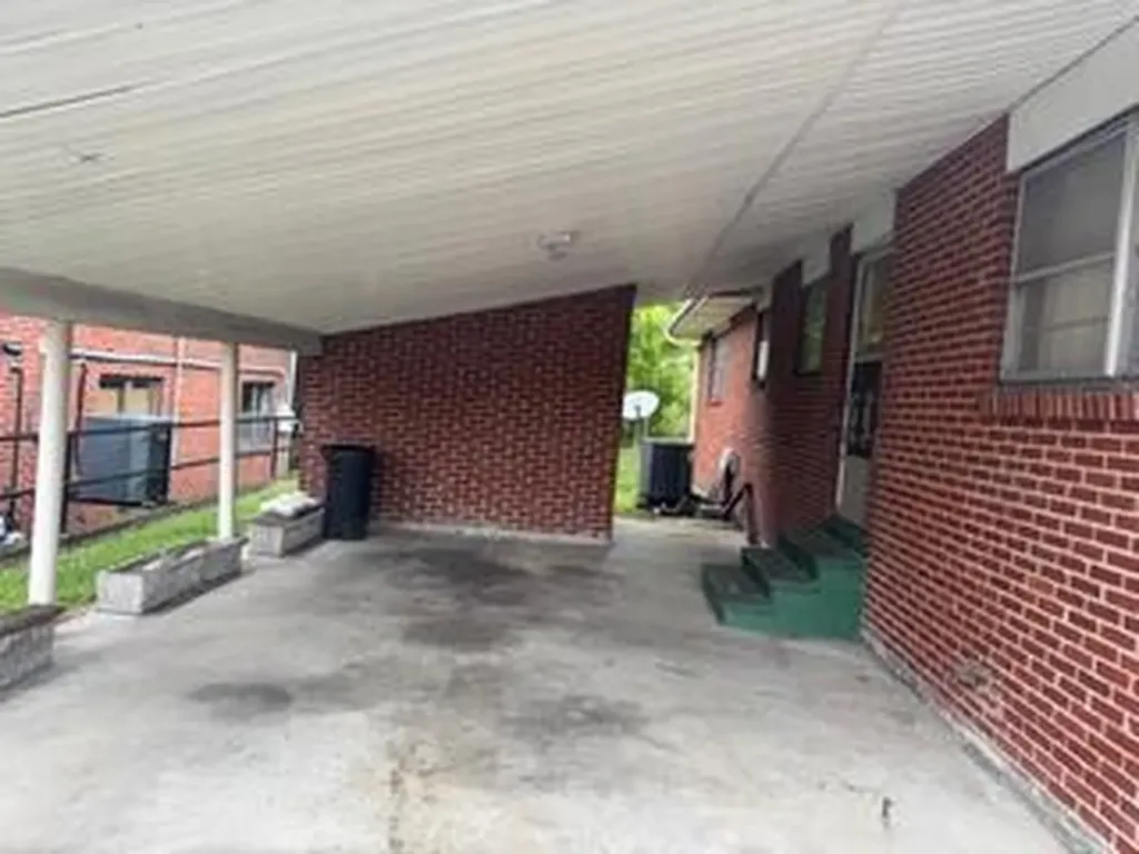 403 E Mound Street Harlan KY 40831