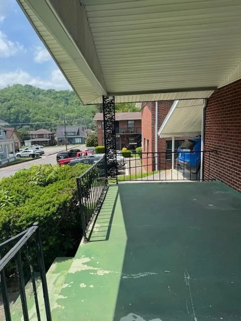 403 E Mound Street Harlan KY 40831