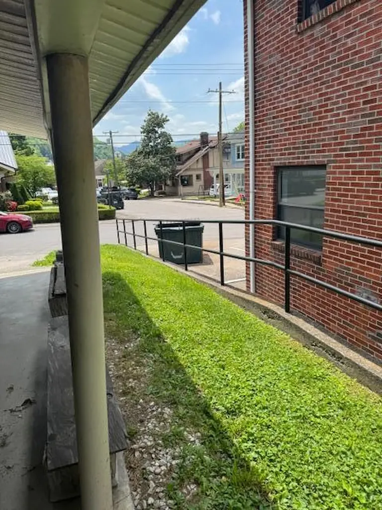 403 E Mound Street Harlan KY 40831