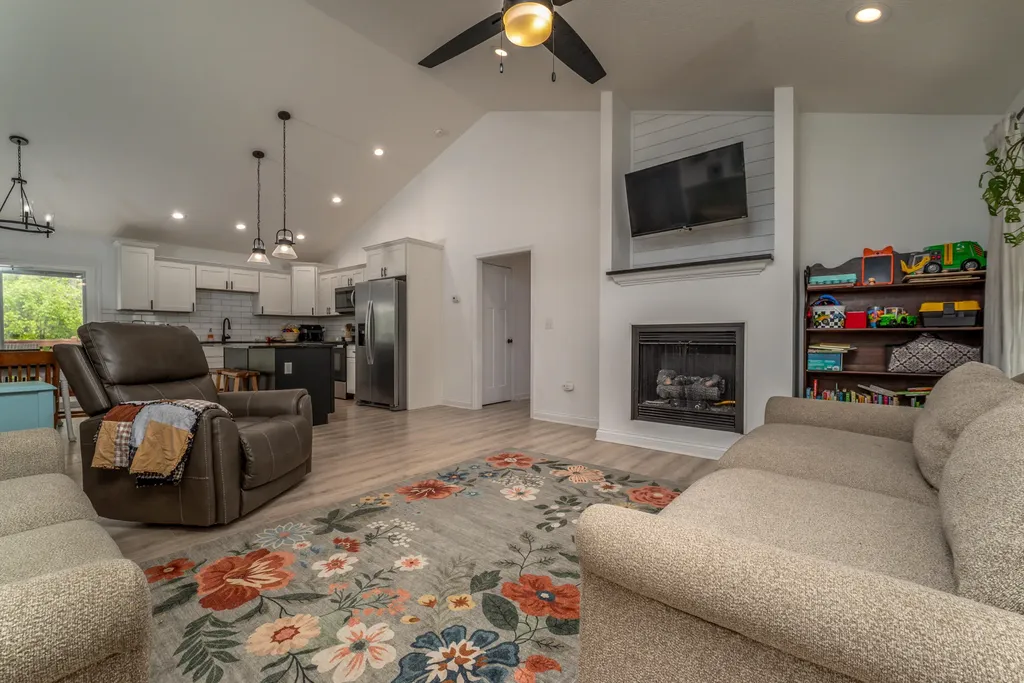 87 Woodlock Drive Morehead KY 40351