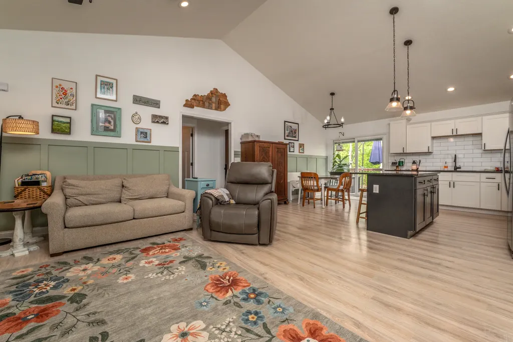 87 Woodlock Drive Morehead KY 40351