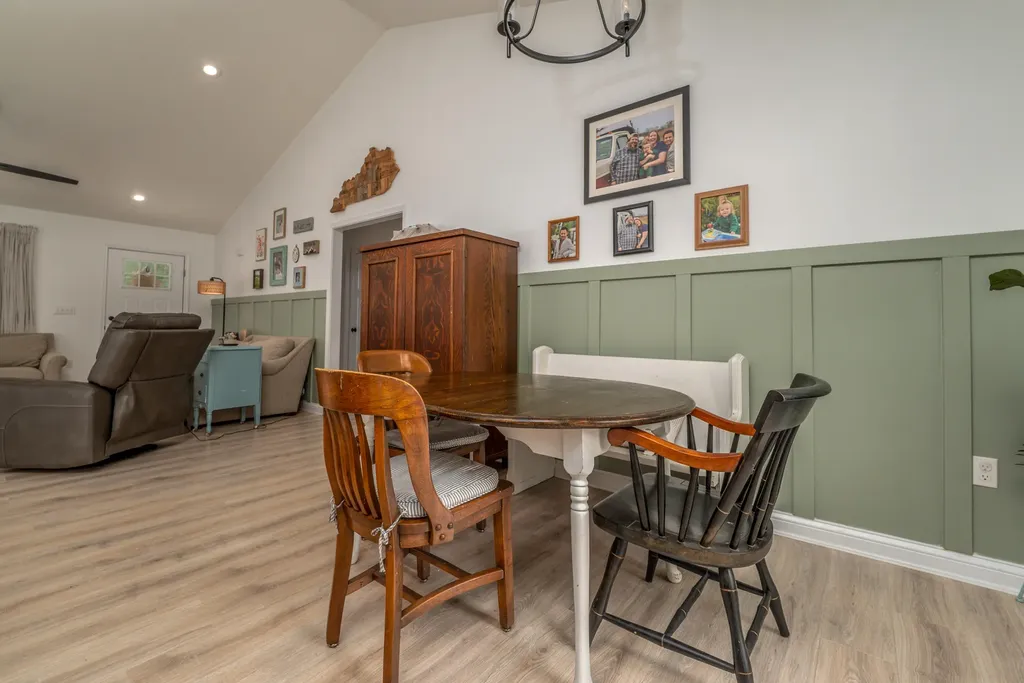 87 Woodlock Drive Morehead KY 40351