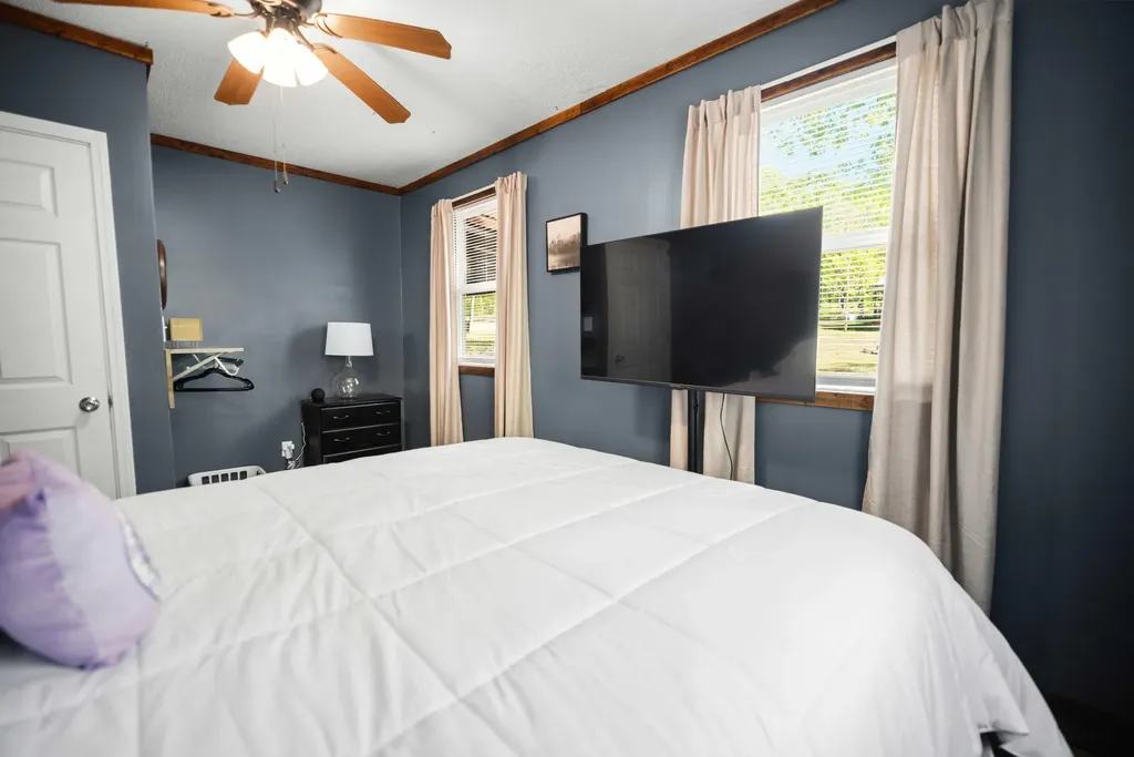 1836 Paradise Road Somerset KY 42501