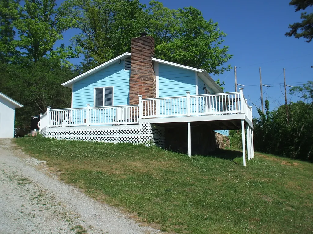 1276 Garland Road Burnside KY 42519