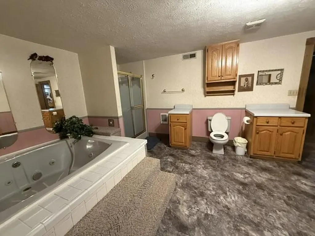 402 Westwood Drive Nancy KY 42544