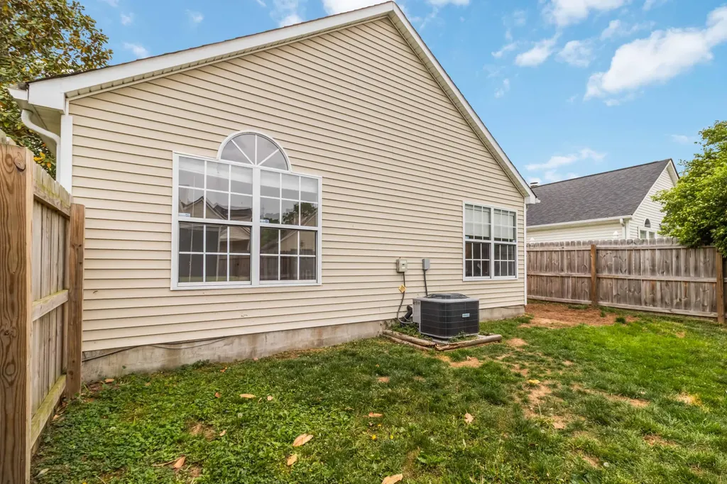 3852 Old Tates Creek Court Lexington KY 40517