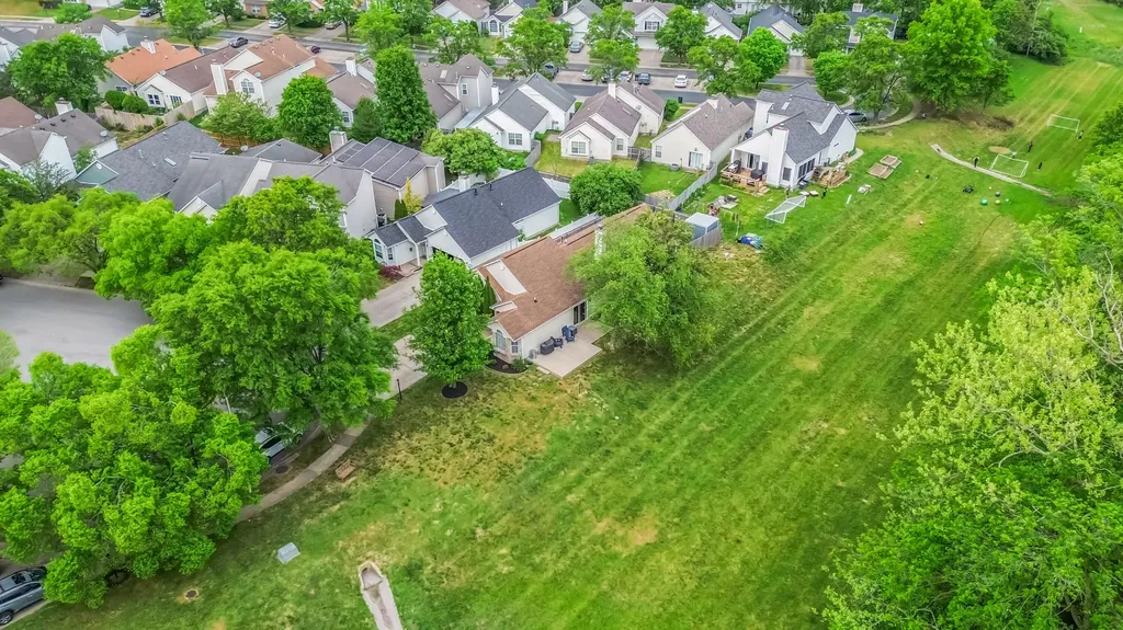 3852 Old Tates Creek Court Lexington KY 40517