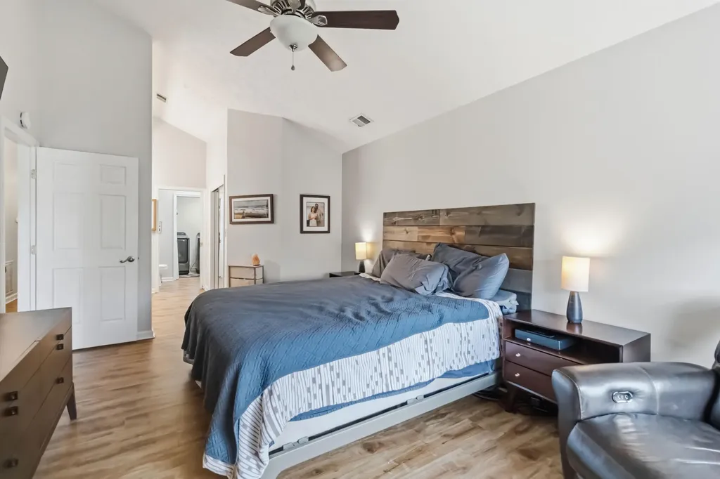 3852 Old Tates Creek Court Lexington KY 40517