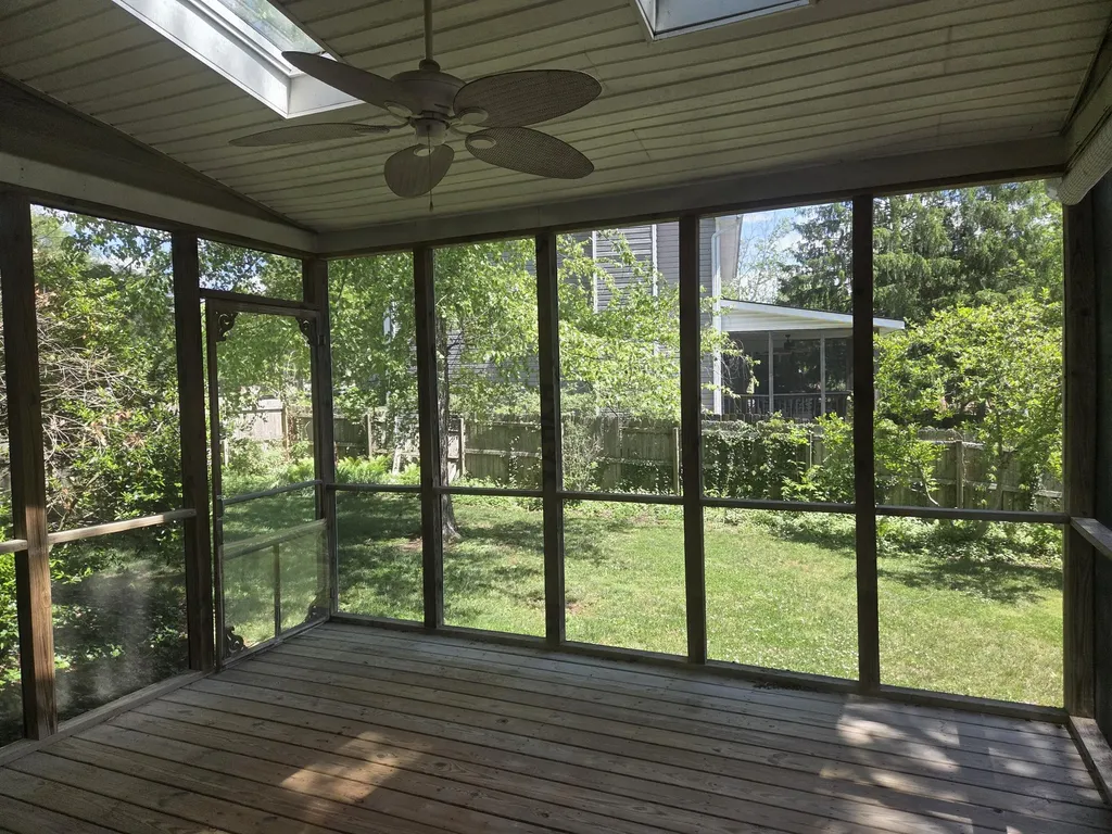 4600 Charwood Court Lexington KY 40515
