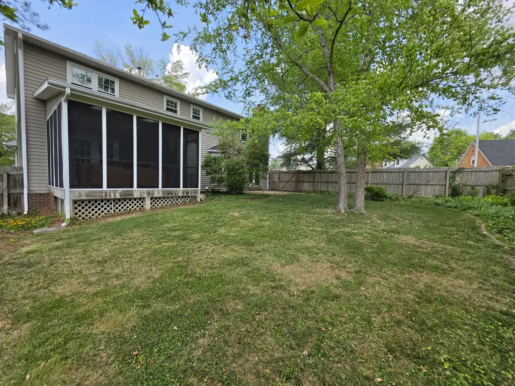 4600 Charwood Court Lexington KY 40515