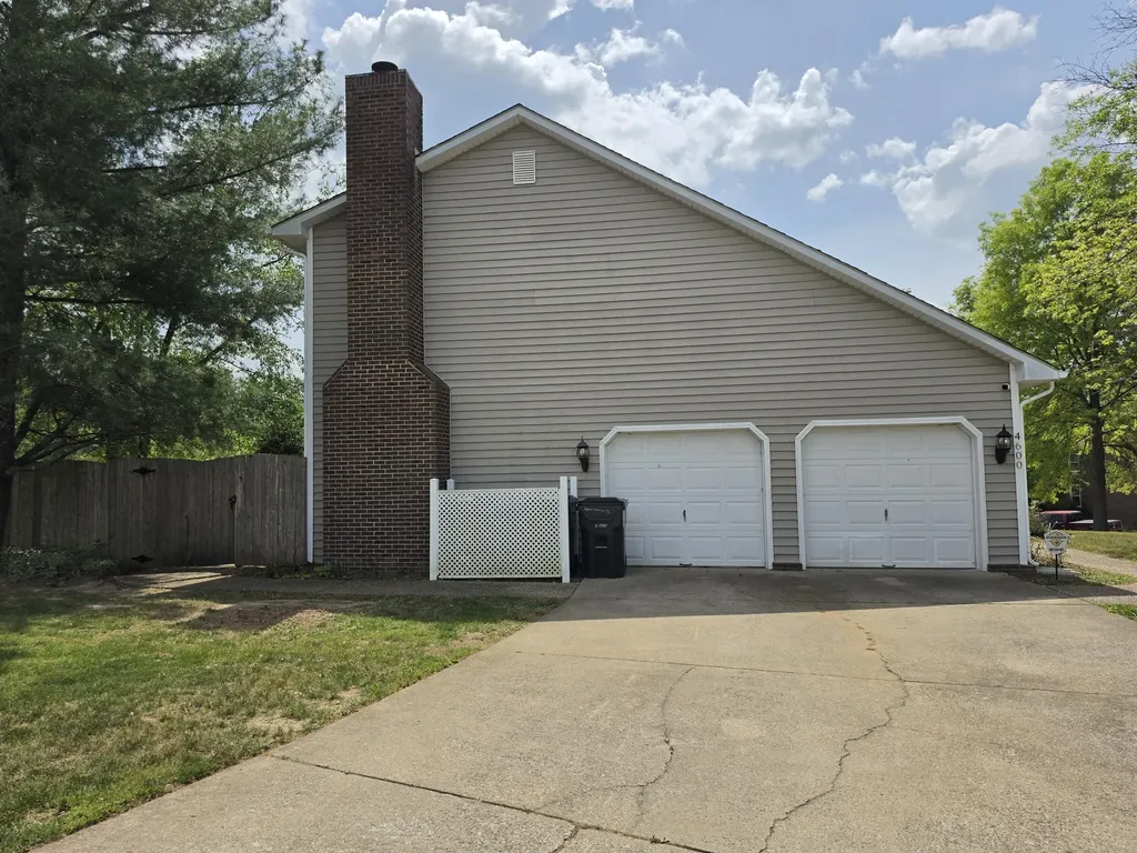 4600 Charwood Court Lexington KY 40515